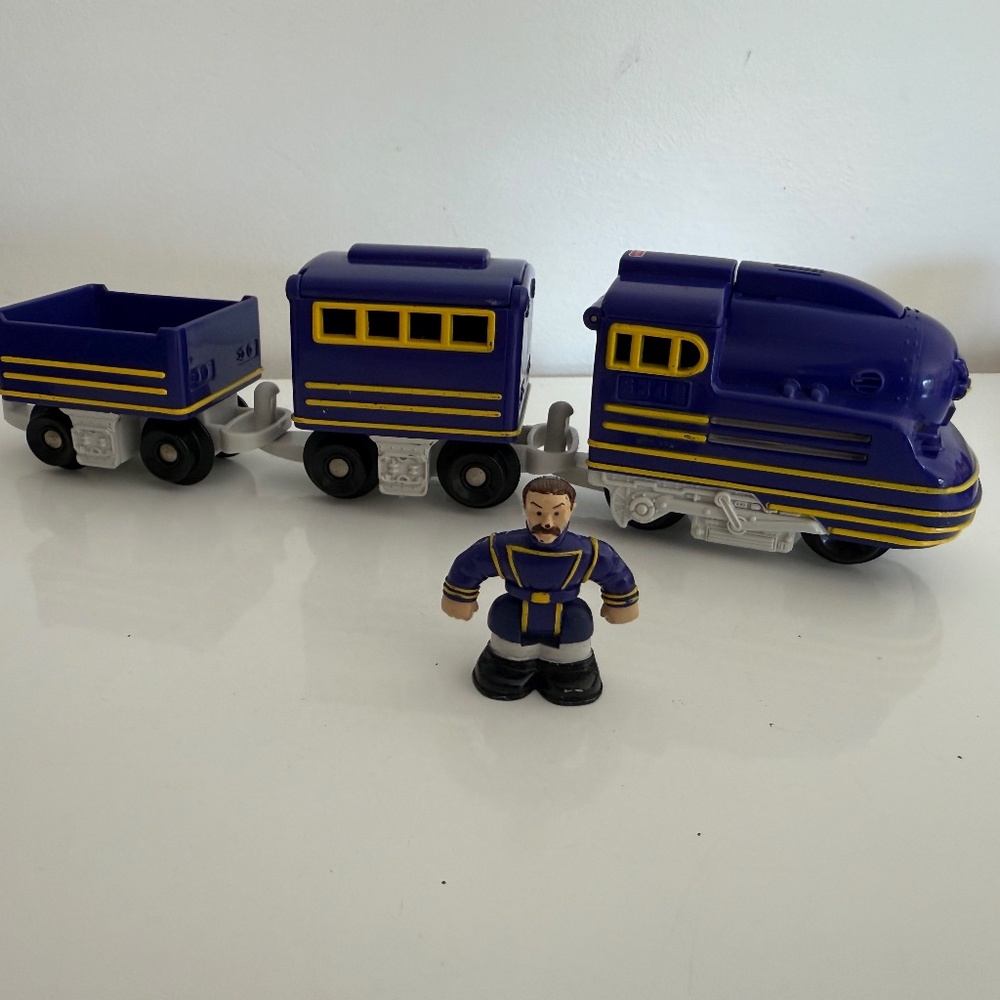 Fisher Price GeoTrax ~ Brutus & Victor! The Biggest Bullies Team ~ COMPLETE!